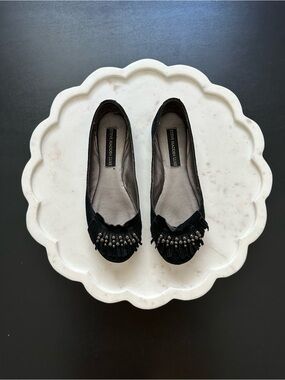 Women’s Steve Madden Luxe Black Flats with Studded Detail Size 7